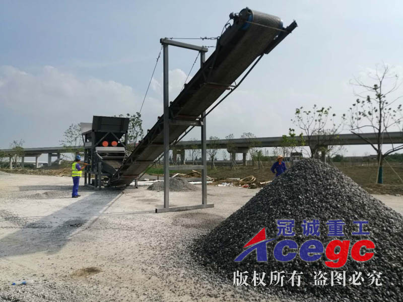振動(dòng)篩洗砂機(jī) 振動(dòng)篩洗砂機(jī)