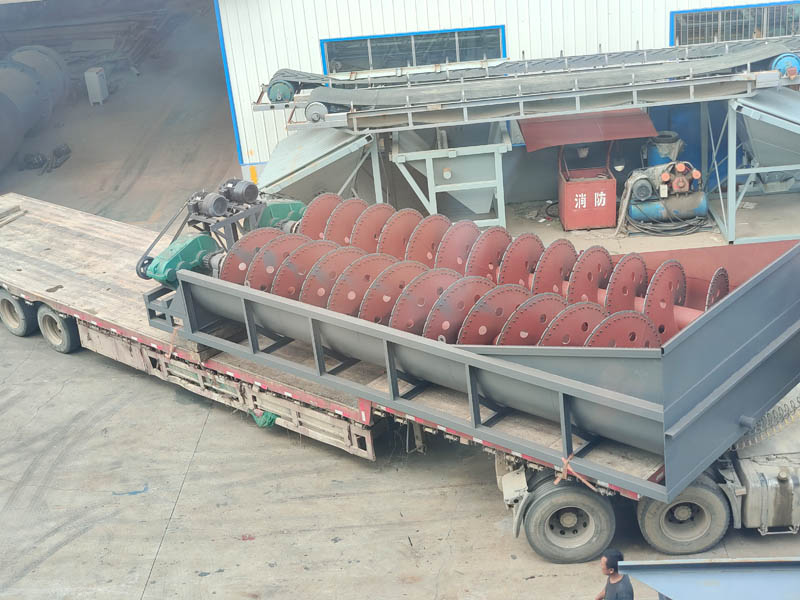 雙螺旋洗沙機(jī)廠家發(fā)貨現(xiàn)場(chǎng) 雙螺旋洗沙機(jī)廠家發(fā)貨現(xiàn)場(chǎng)