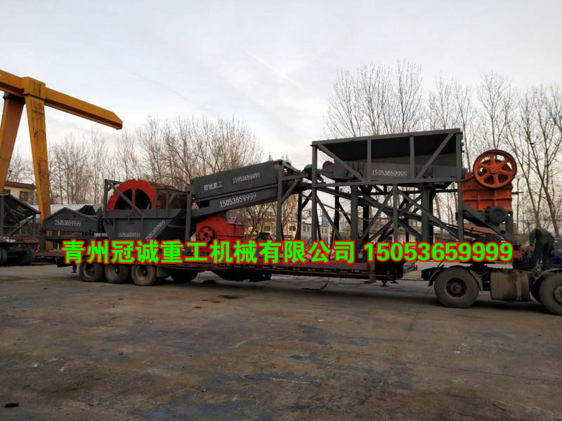 移動(dòng)鵝卵石制砂洗沙機(jī) 移動(dòng)鵝卵石制砂洗沙機(jī)