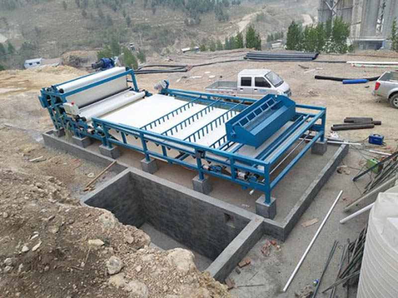 污泥帶式壓濾機(jī) 污泥帶式壓濾機(jī)