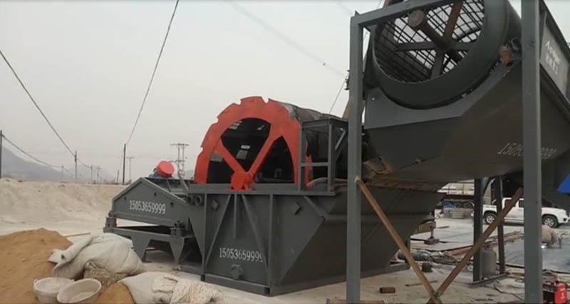 固定式破碎洗砂設(shè)備 固定式破碎洗砂設(shè)備